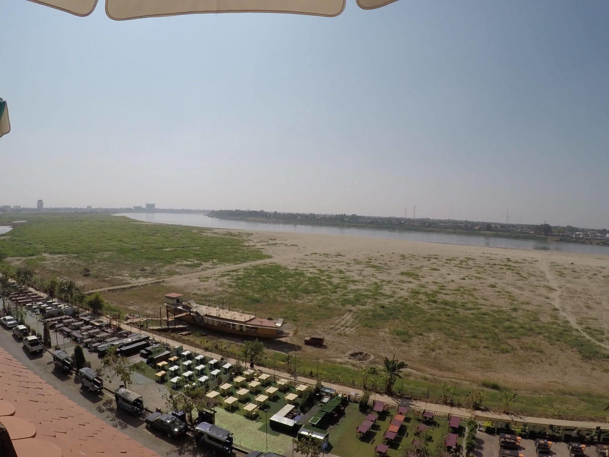 Sengtawan Riverside Hotel Vientiane Eksteriør bilde